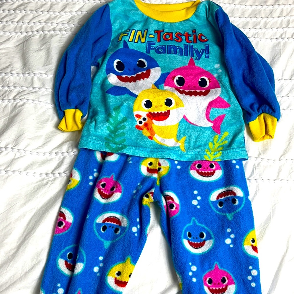 Baby shark toddler pajamas